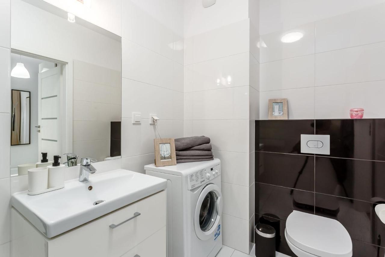 Chill Apartments Mokotow Business Center Warsaw Exterior photo